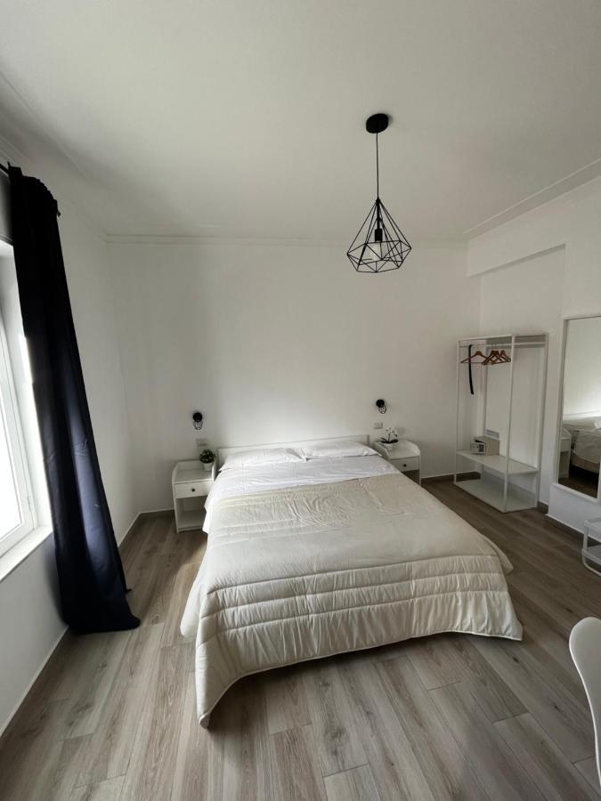 Dimora Sicula Guest House カターニア エクステリア 写真