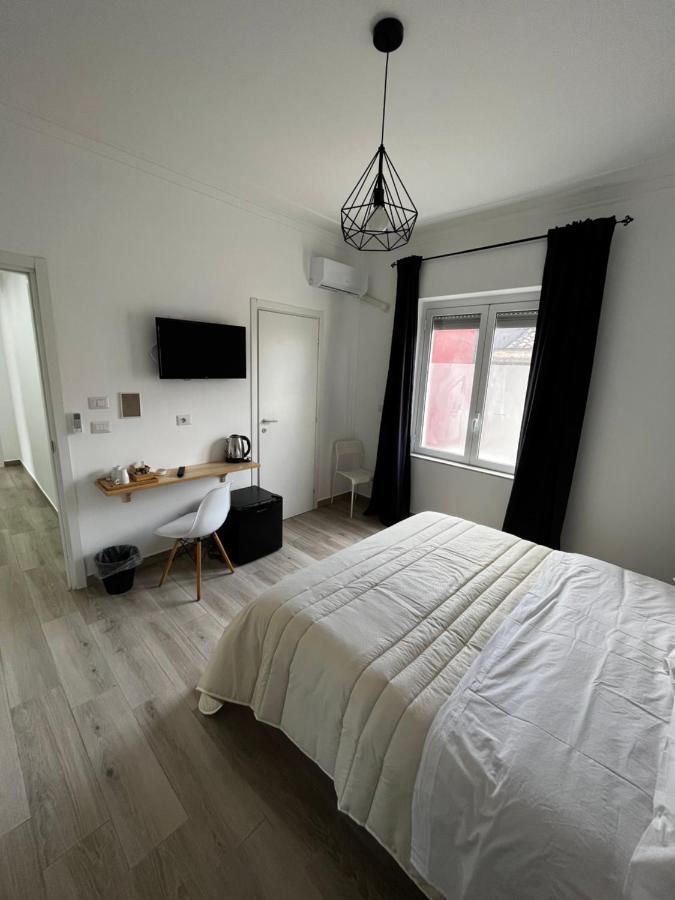 Dimora Sicula Guest House カターニア エクステリア 写真