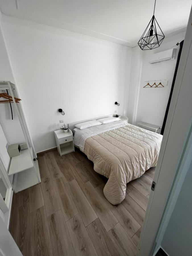 Dimora Sicula Guest House カターニア エクステリア 写真